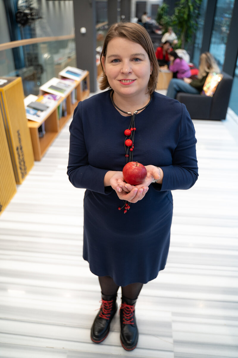 Это цитата Теодора Рузвельта. 