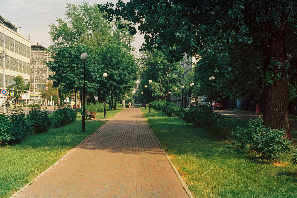 Москва, улица Щербаковская – снято на пленку Kodak Vision 3 500T |  Всемирная панорама / Наблюдения с обочины | Дзен