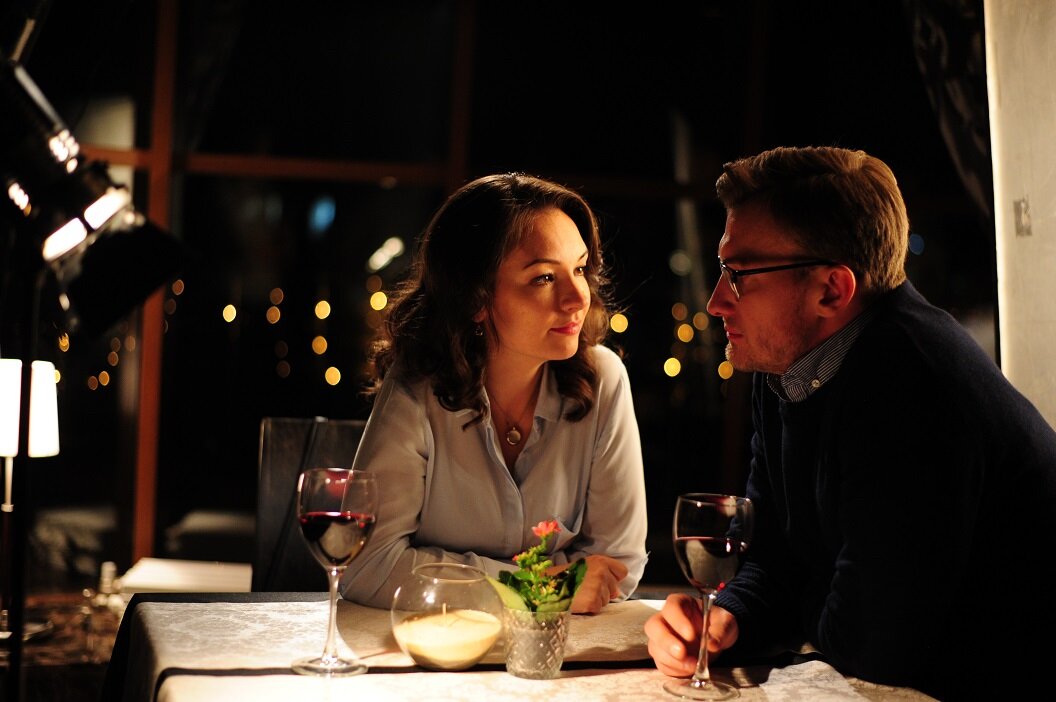 Мелодрамы с петром рыковым. Успеть все исправить сериал 2020. Актёры фильма успеть всё исправить. Ольга павловец и петр рыков. Пëтр 1 сюжет сериала.