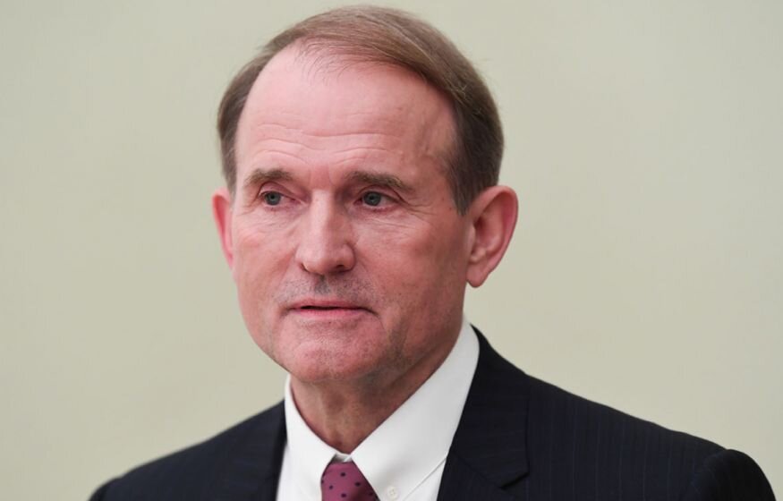    Пушилин заявил, что «кума» Путина Медведчука освободили из украинского плена, Кремль отказался от комментариев