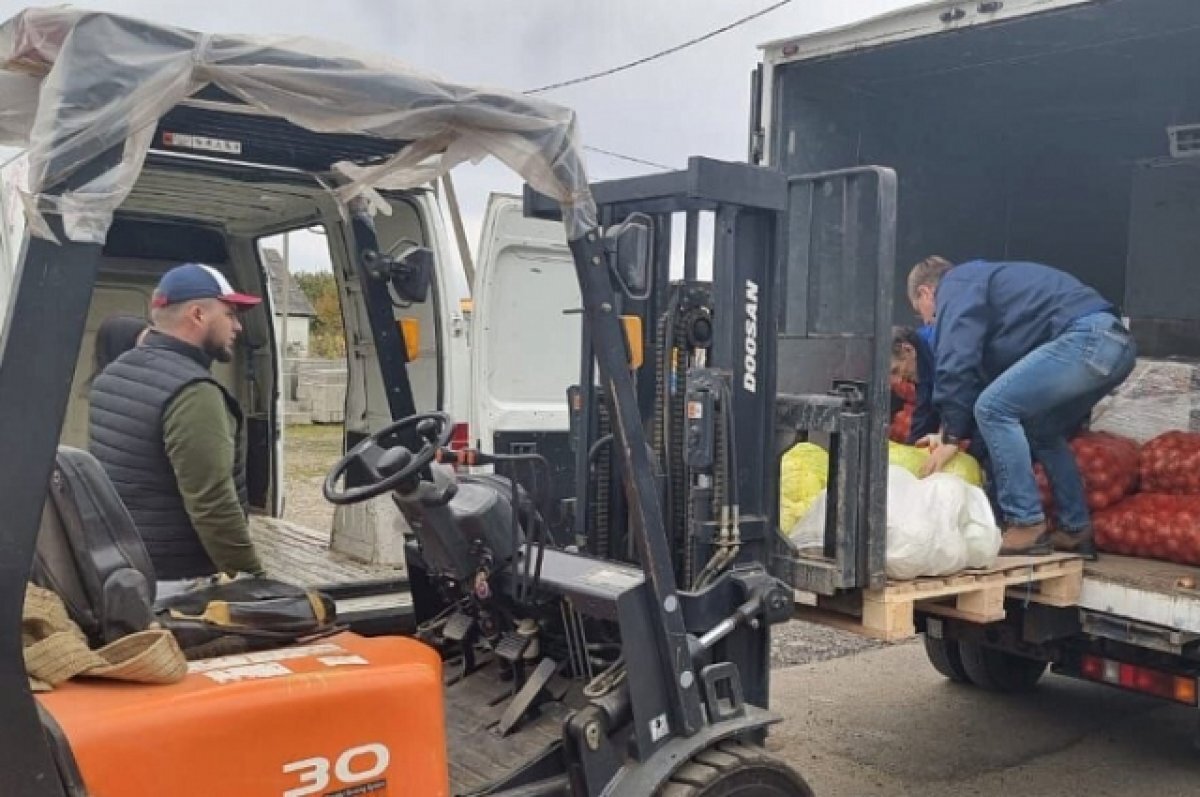    Казаки Кубани продолжают доставлять помощь жителям Донбасса