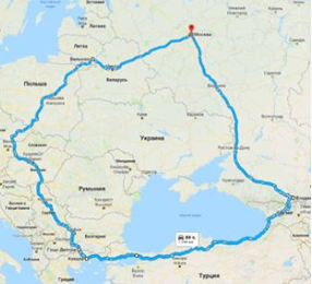 Путешествие на собственной машине - это всегда приключение и море эмоций. Особенно, когда подобралась весёлая компания друзей.