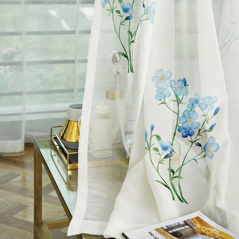 Роспись штор батиком