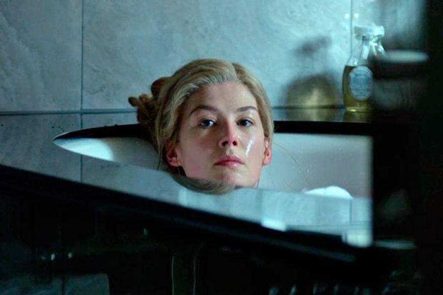 Исчезнуть р. Исчезнувшая / gone girl (2014). Розамунд Пайк gone girl. Эми Данн Исчезнувшая.