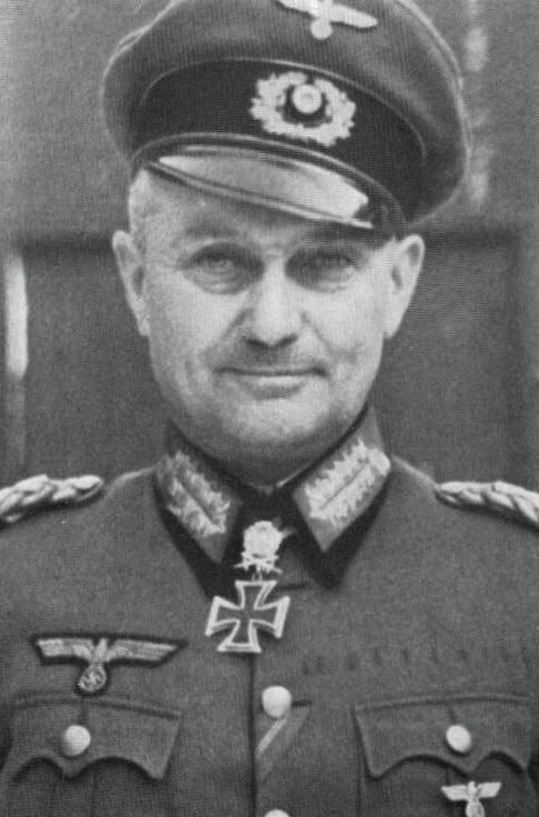 Вальтер Модель. Именно этот немецкий дяденька виновен в гибели миллионов советских граждан. 