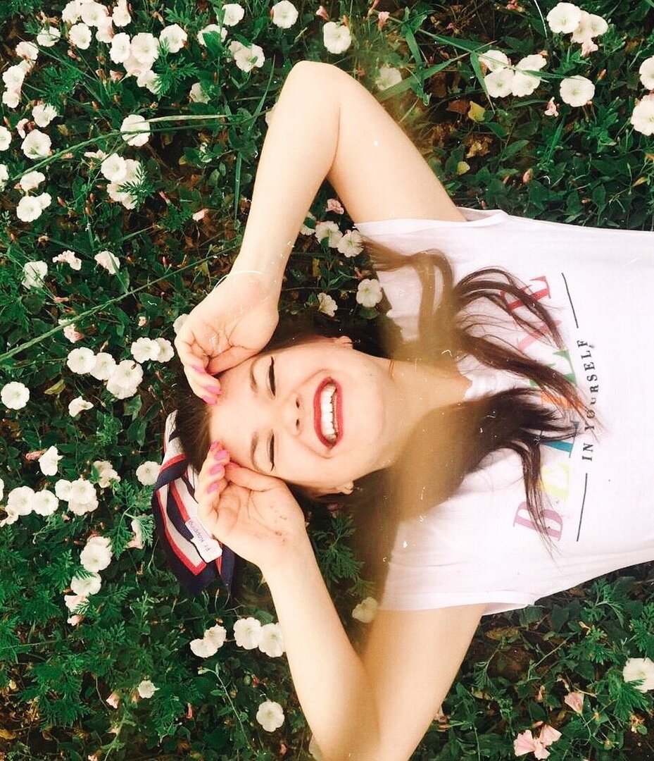 Я считаю, что феминизм - это хорошо. Но это только моё мнение, на истину я не претендую. ⠀⠀⠀⠀
