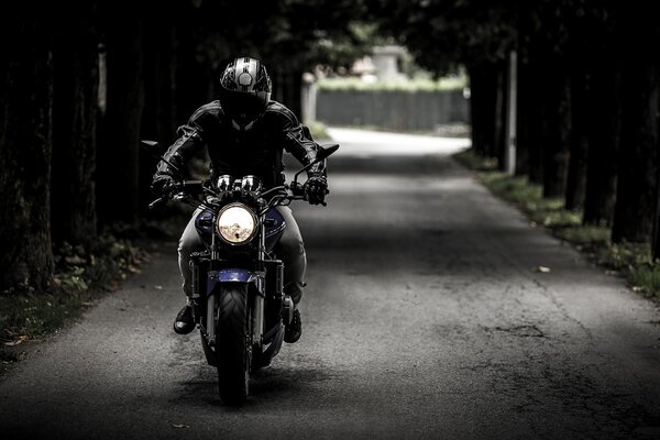 – Я раньше очень любил мотоциклы
