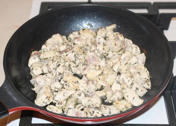 Гречка по-купечески с курицей на сковороде - пошаговый рецепт с фото