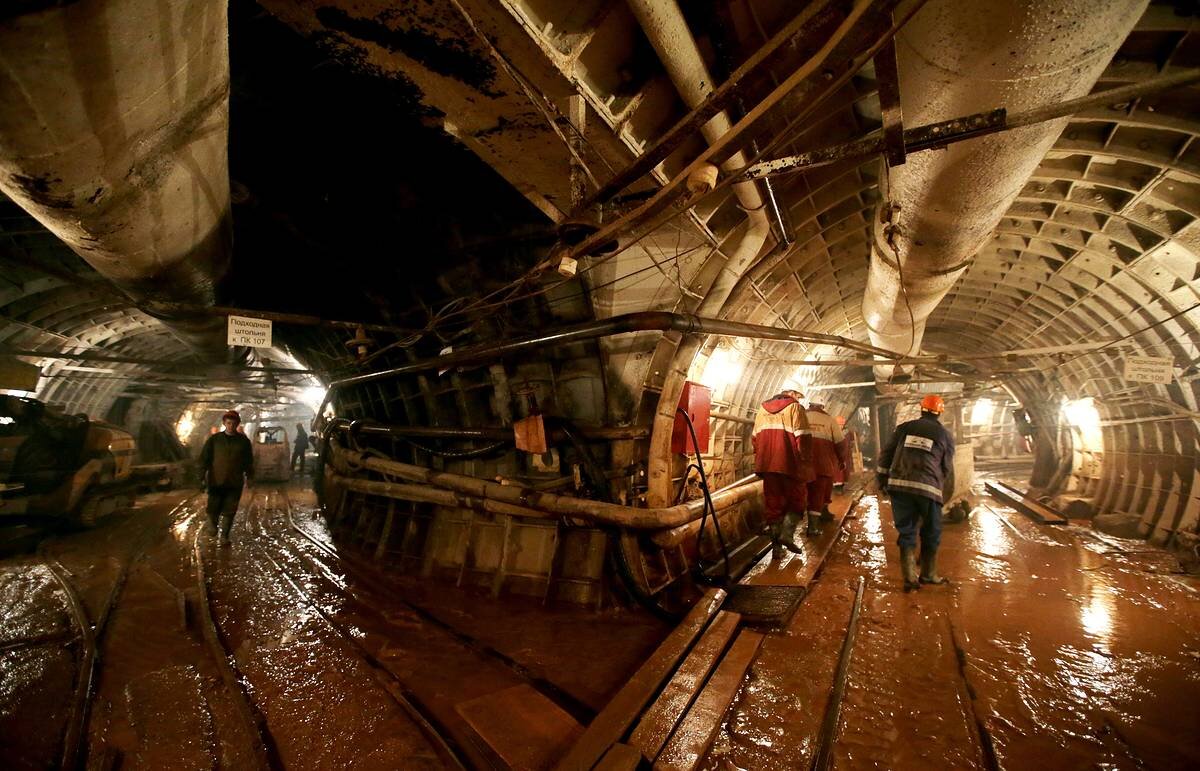туннель tower subway. щитовая проходка тоннелей. монбланский тоннель. самый длинный перегон метро в мире. подземный город метро 2.