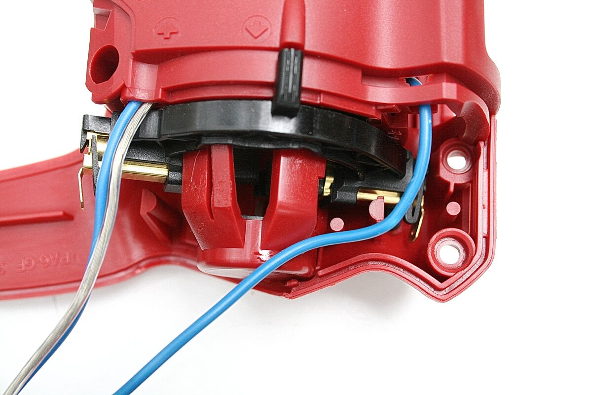 Ударная сетевая дрель-шуруповерт iskra ero sre 4-713 650 вт. Рефинансирование реклама. Псб банк ипотека. Псб картинки. Промсвязьбанк лого.