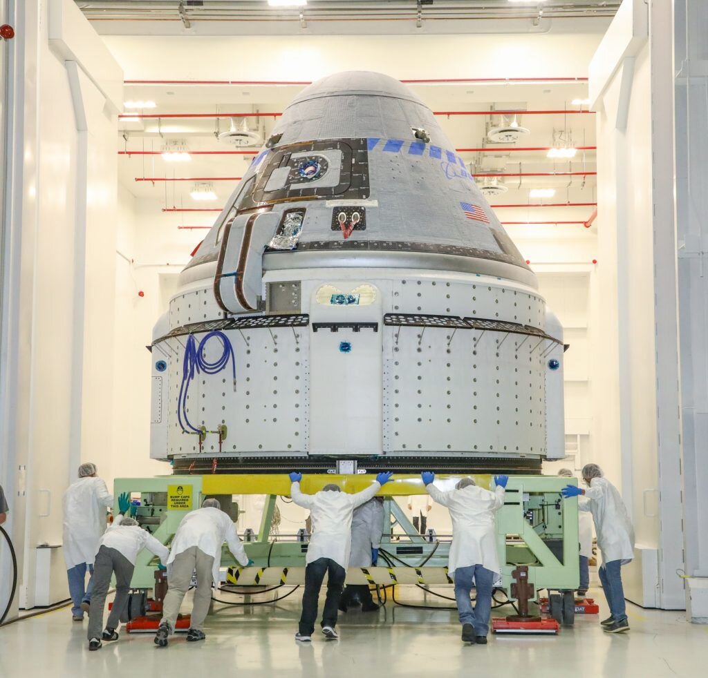 Космический корабль Boeing Starliner готовится к отправке на стартовую площадку