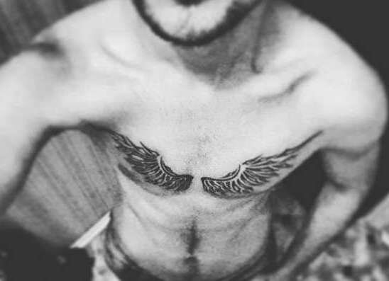Меч с крыльями ангела реалистичный дизайн татуировки