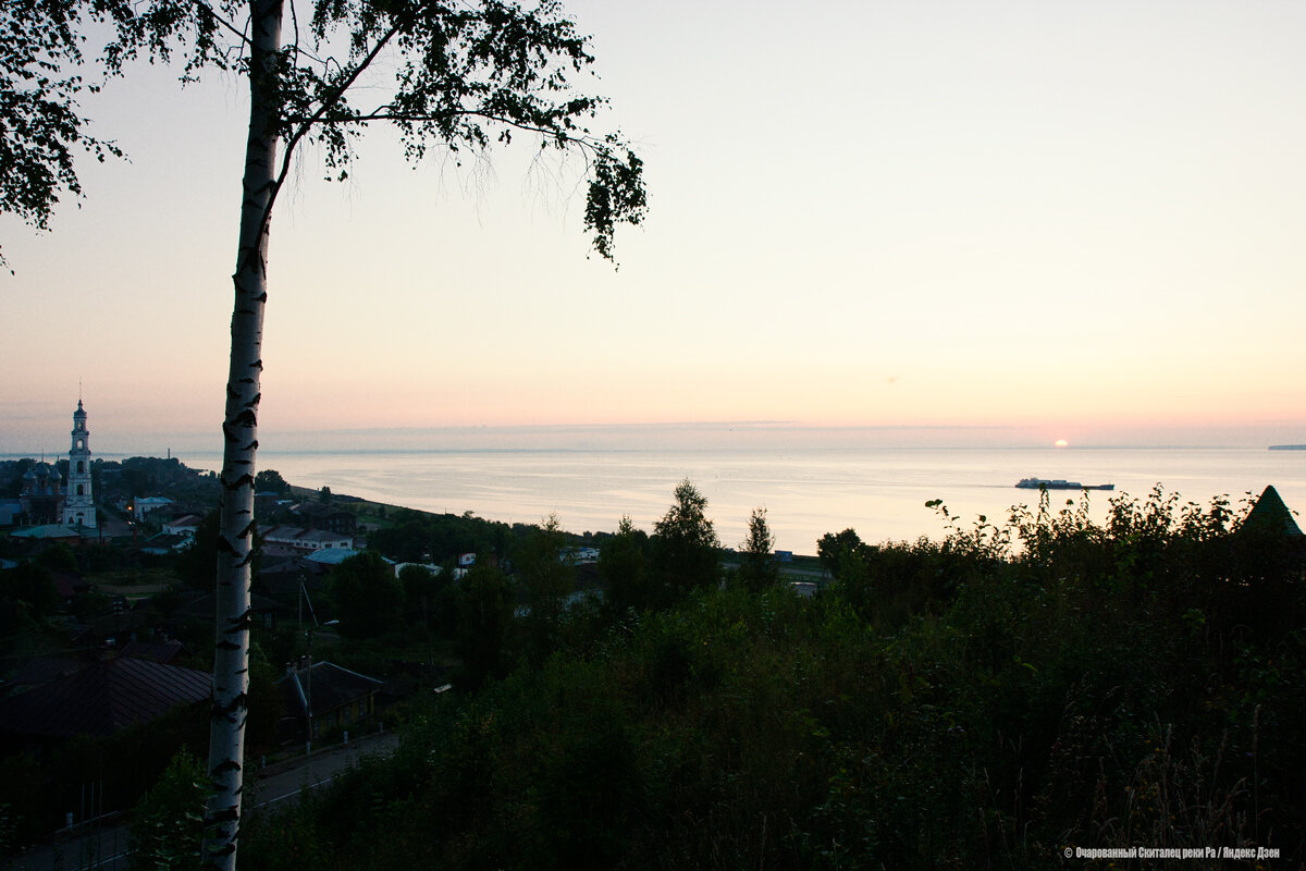 Корабль пошел под солнцем