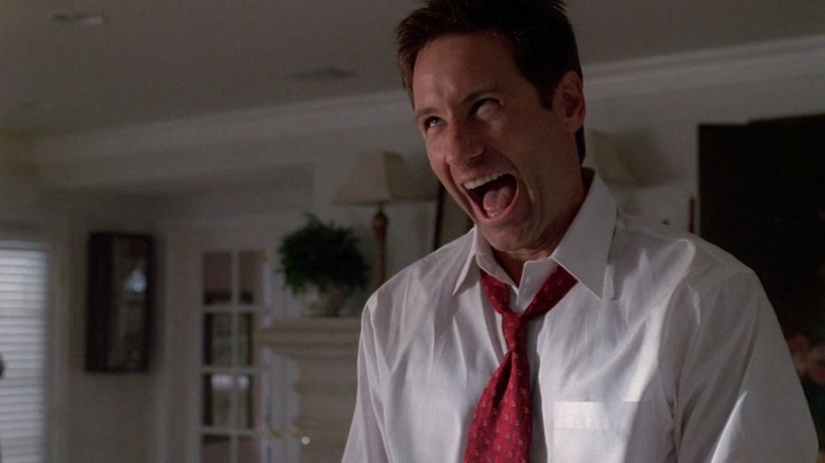 Агент Малдер радуется новой статье :)