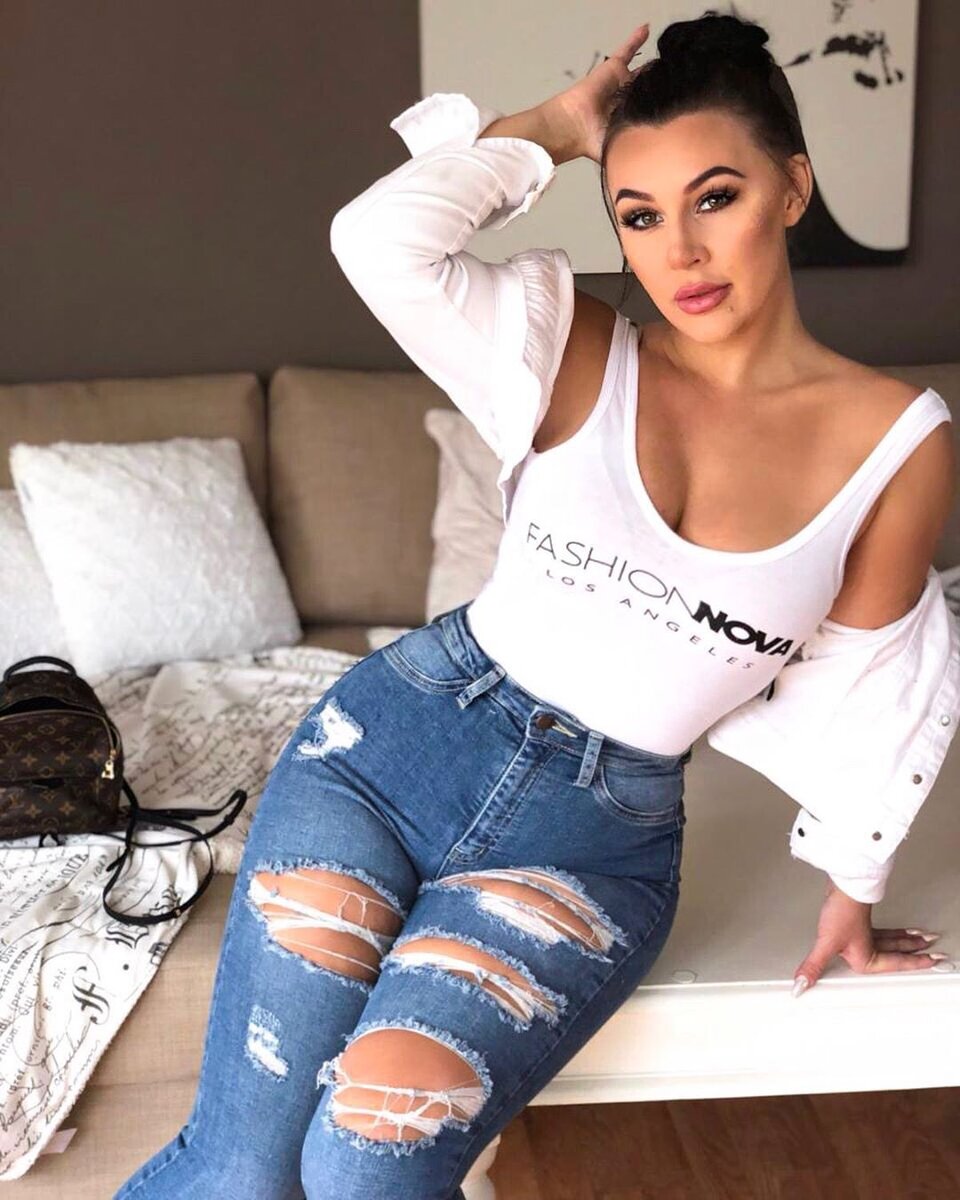 Фотография является собственностью LOUISE ELLA взята с её инстаграмма по ссылке https://www.instagram.com/loulabellee/