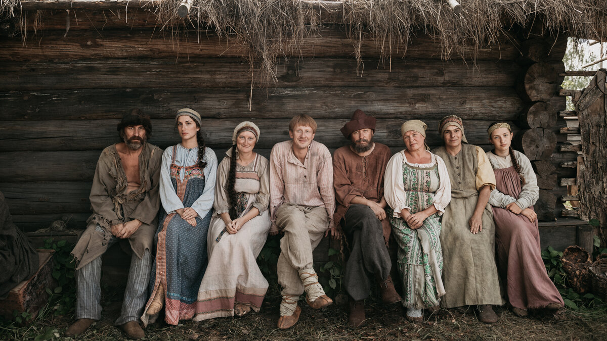 Актеры комедийного фильма Холоп