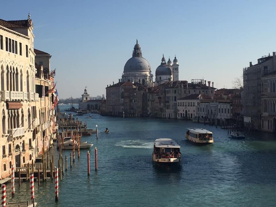«Теперь Венеция не тонет, а засыхает» сообщают новости, а что на самом деле там происходит сейчас