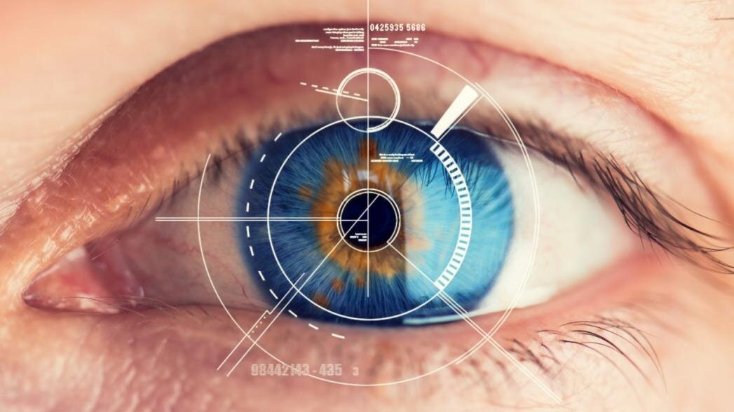 Фотонная контактная смарт-линза для контроля уровня сахара и лечения ретинопатии