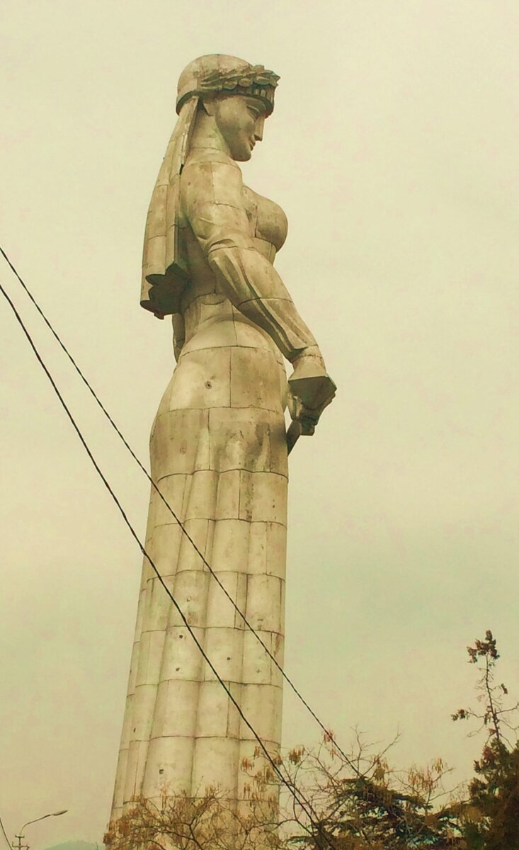 Мать Грузия. Картлис Деда. Тбилиси. Авторское фото.