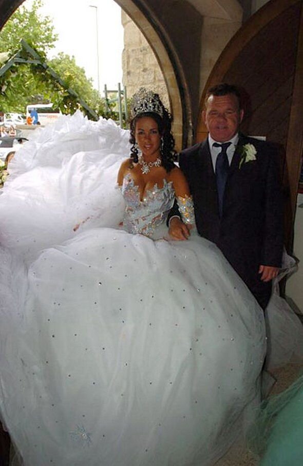 Моя ужасная невеста. Необычные Свадебные платья. Самые жуткие Свадебные платья. Самые странные Свадебные платья. Стрем5ое свадебное платье.