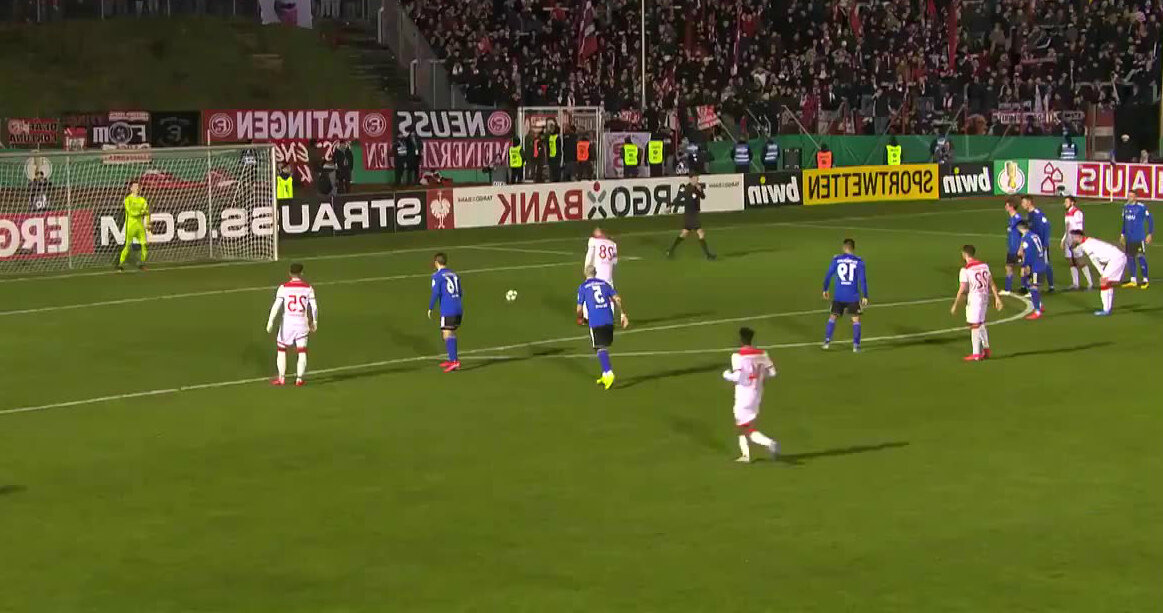 Момент первого спасения Батца