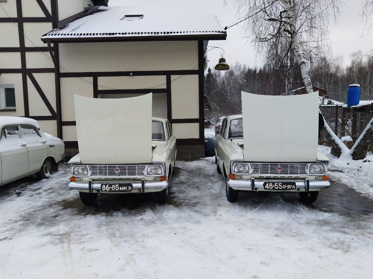 Вопрос на засыпку: какой модели эти автомобили?