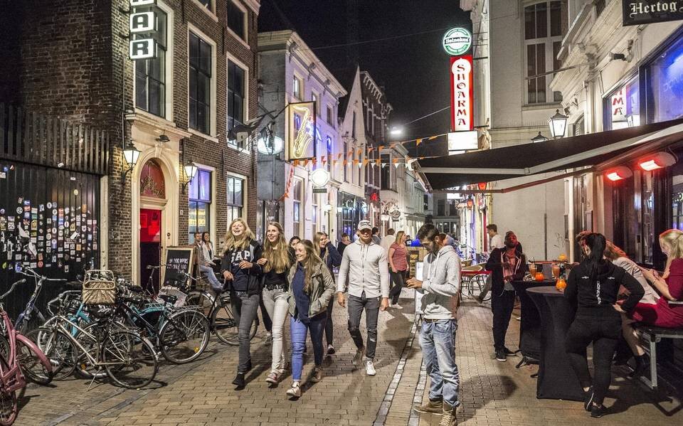 Ночная улица  клубного Гронингена. Фото взято здесь