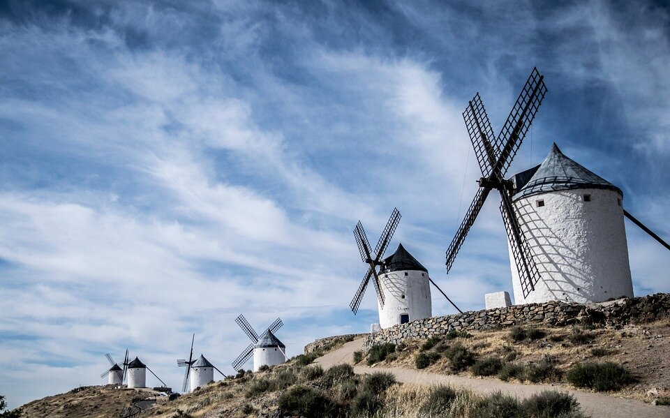 https://pixabay.com/ru/photos/ветряные-мельницы-консуэгра-толедо-4278679/