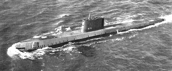 USS Nautilus - первая в мире атомная подводная лодка, спущена на воду 21 января 1954 года.