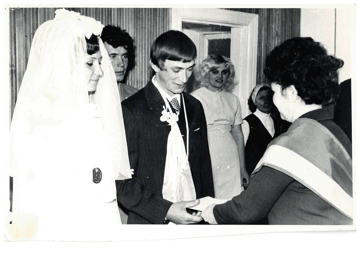 В этот день они решили быть вместе. Навсегда. Супруги Дульские. 