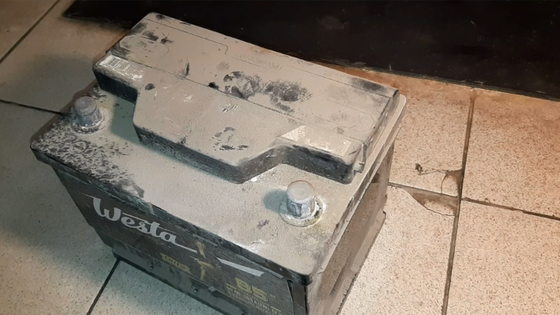 Как был "из под капота". Эта грязь - пыль.