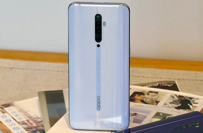 Шикарный Oppo с экраном без вырезов и за умеренную цену - AMOLED-дисплей, 8 Гб ОЗУ, 4000 мАч1