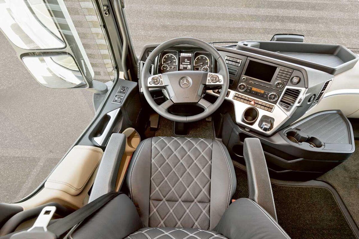 Грузовики Мерседес Actros 1863 LS 4