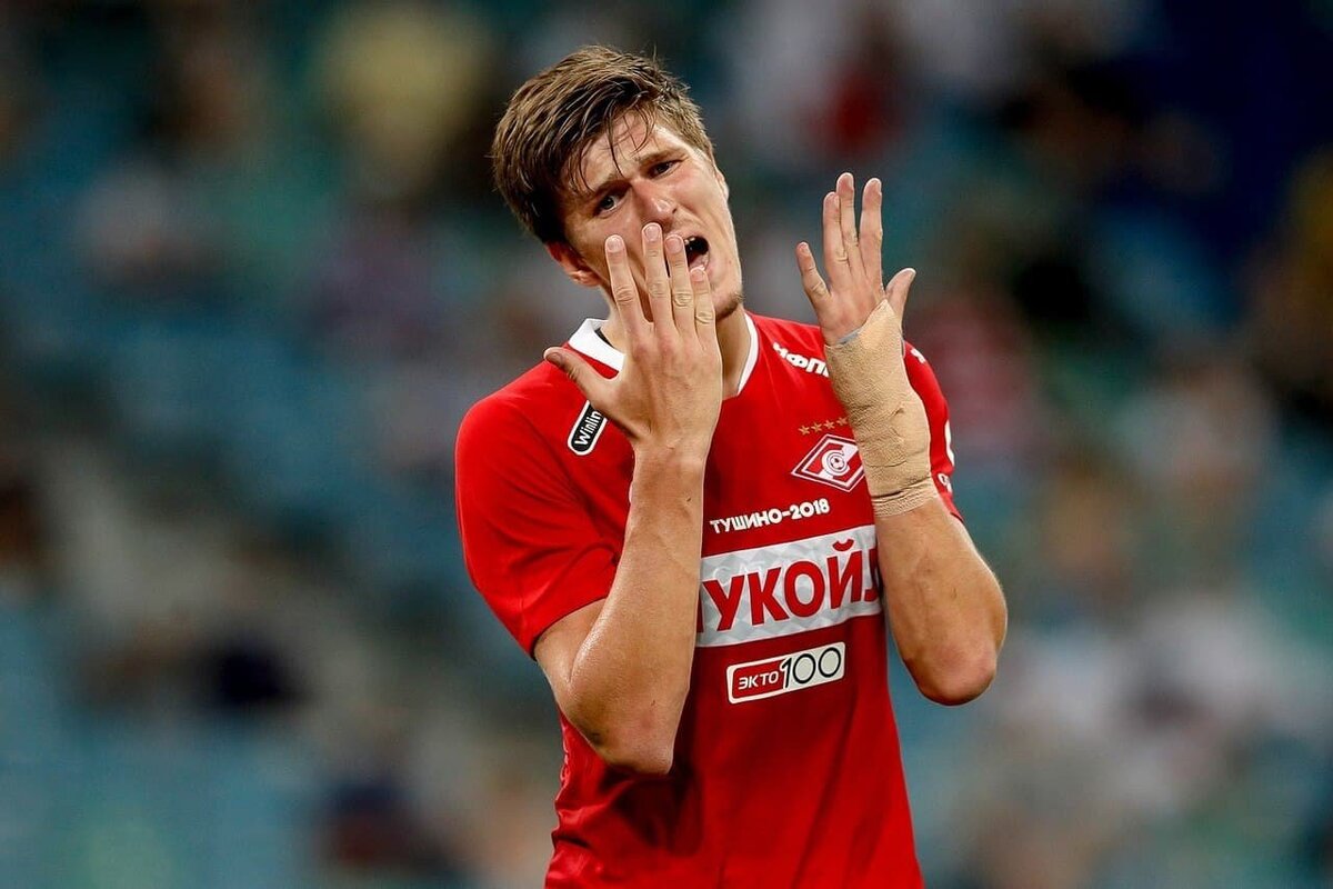 Александр Соболев может не выйти на поле до конца года. Фото - ФК "Спартак".