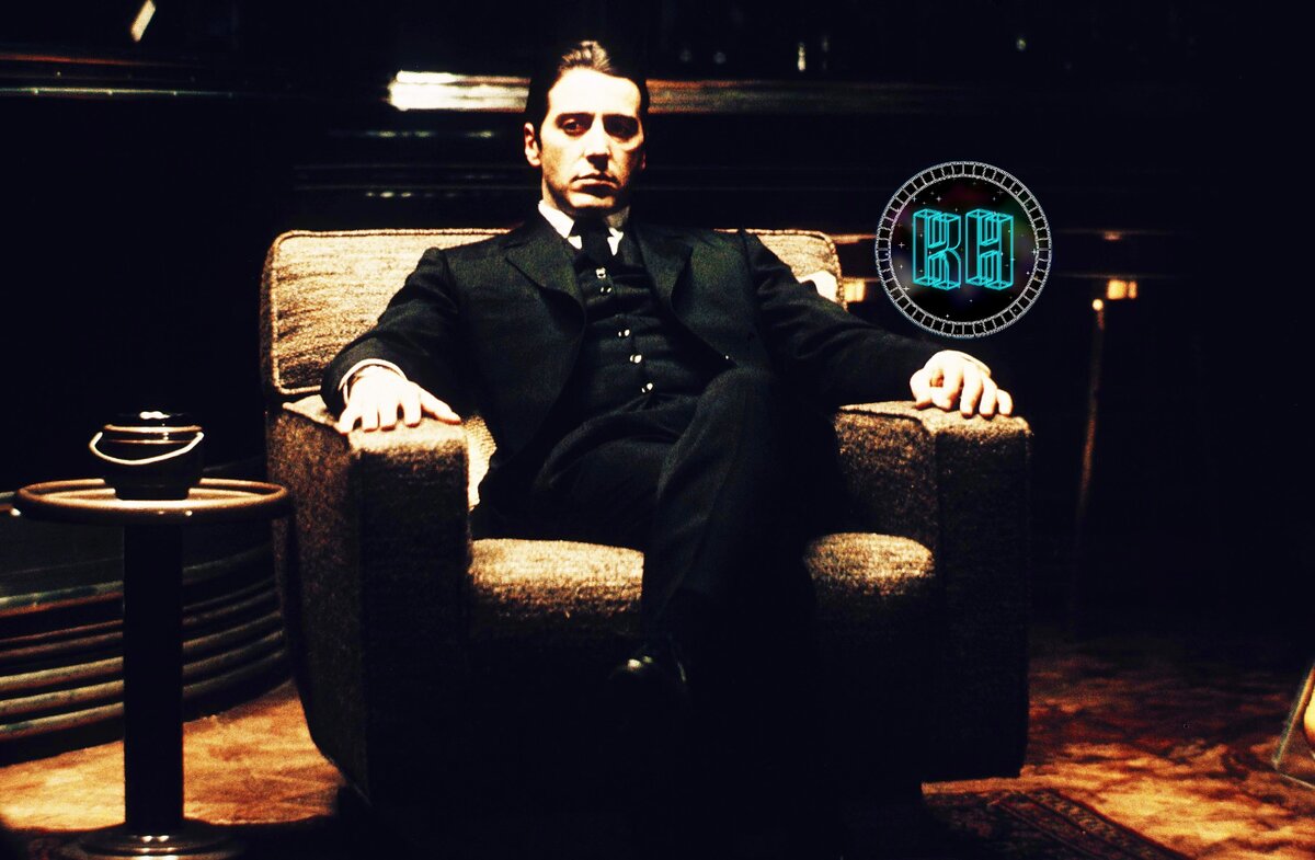 Кадр из фильма "Крёстный отец 2". Режиссёр – Фрэнсис Форд Коппола
Лого не является частью фильма:)