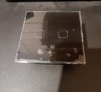 Стекляная панель в пленке