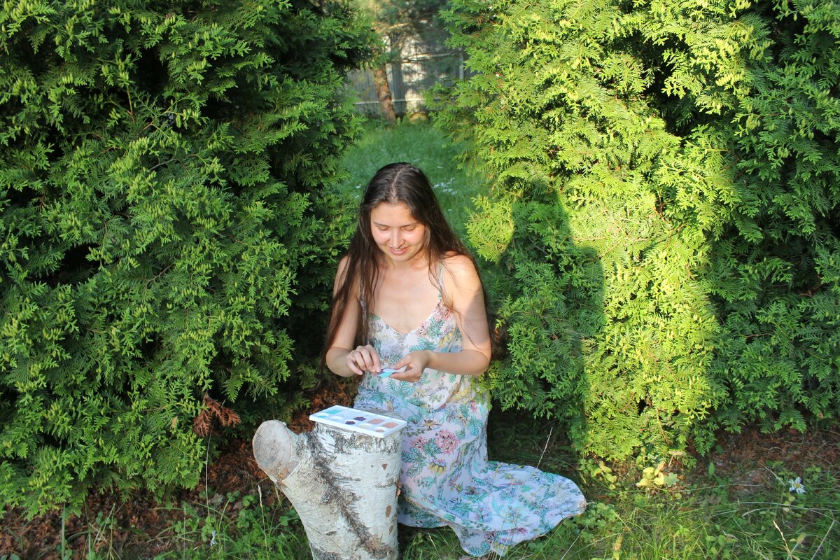 Фото сына автора | Сижу, бисером вышиваю :)