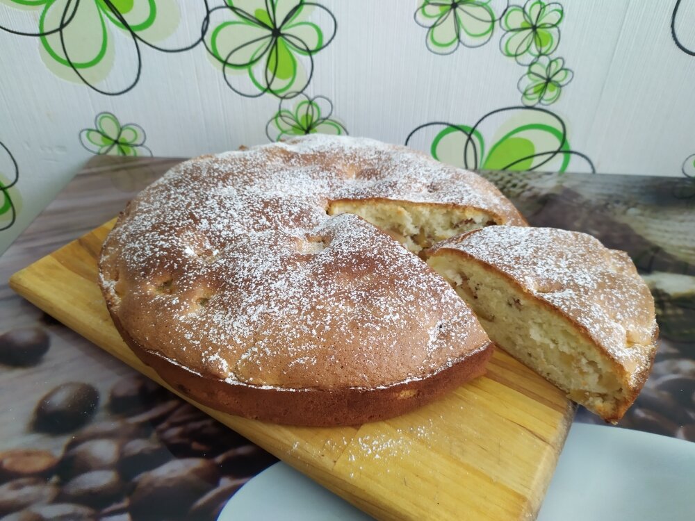 Очень нежная и вкусная шарлотка