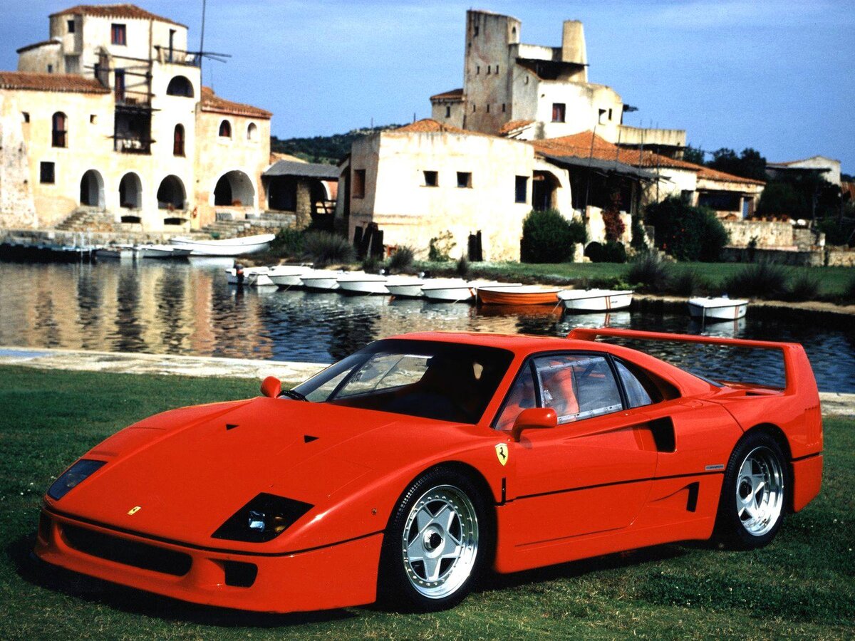 “Ferrari F-40”