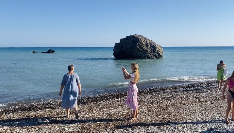 Так выглядит бухта Афродиты