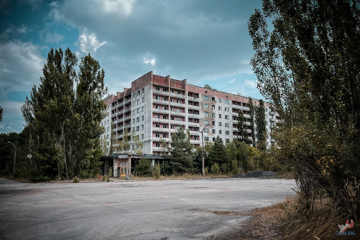 Знаменитый "Белый дом".