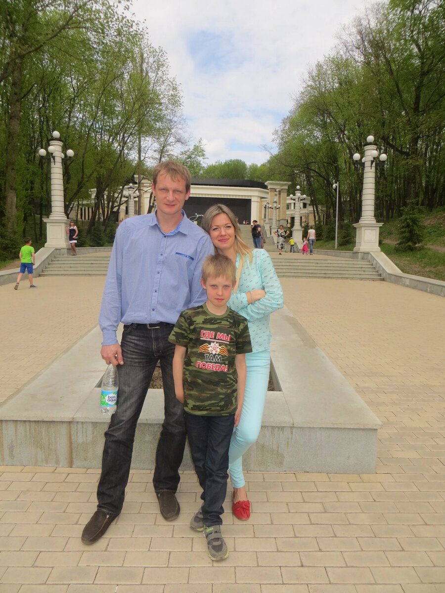 Брат Сергей, сестра Надежда и племянник Ваня