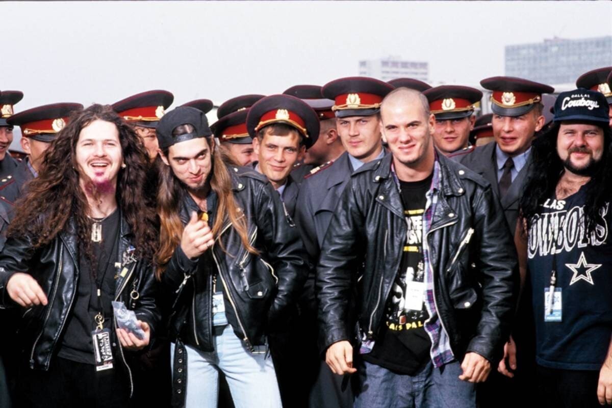 Группа фестиваля рока. Группа Pantera монстры рока 1991. Группа Pantera в Москве. Группа пантера в Москве 1991. Рок-фестиваль «монстры рока» Тушино 1991