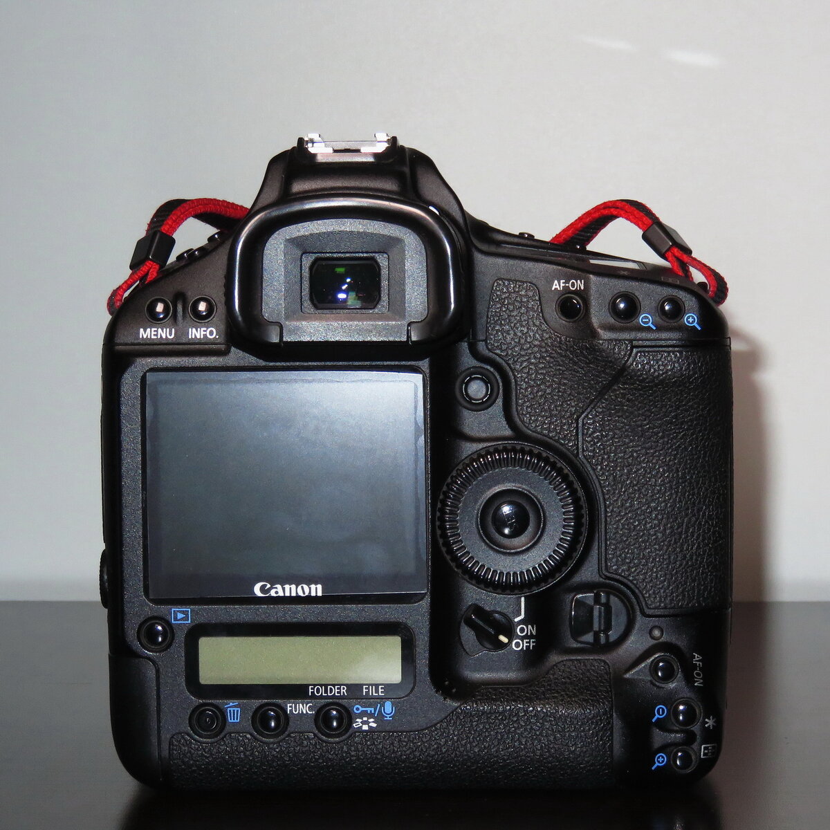 Canon 1D Mark III 