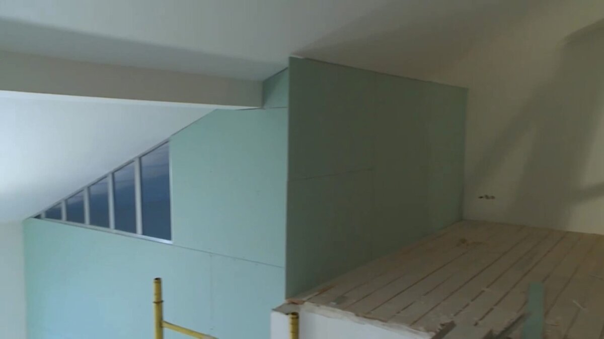 Второй этаж комнаты