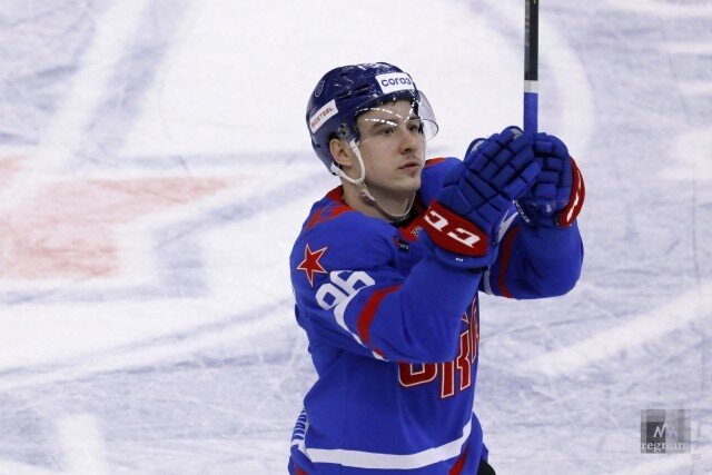    Игрок команды СКА Андрей Кузьменко Дарья Драй © ИА REGNUM