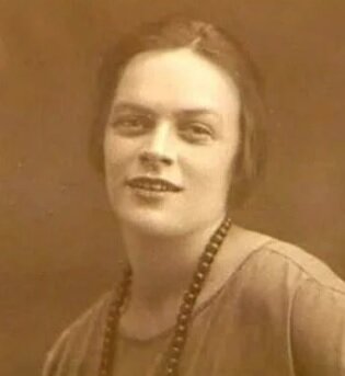 Татьяна Пельтцер в молодости