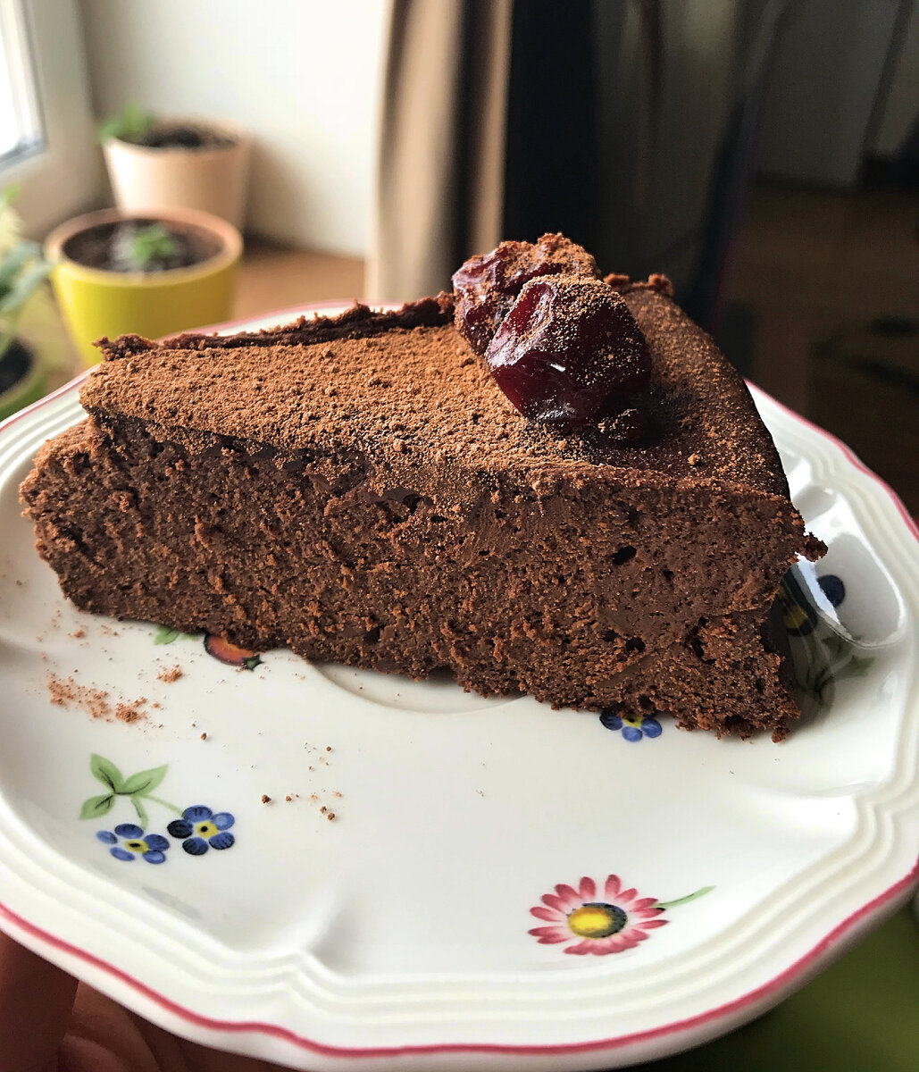 Вот такой торт-трюфель тоже могу. Вкусный был. 