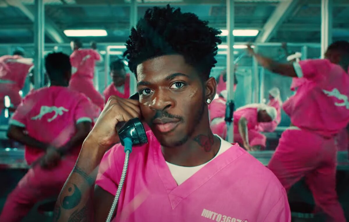 Lil Nas X: рэпер, чернокожий, гей