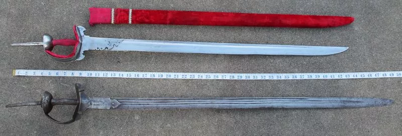 Два сукхела/дхуп разных типов